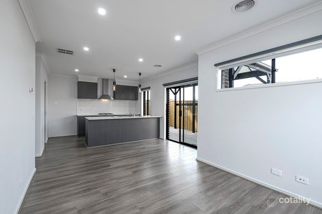 Property photo of 32 Columbus Street Point Cook VIC 3030