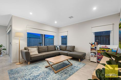 Property photo of 12 Eastwood Street Truganina VIC 3029
