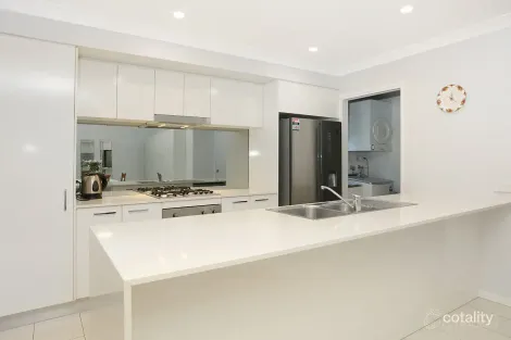 Property photo of 116/3 Compass Drive Biggera Waters QLD 4216