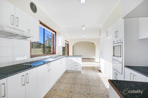 Property photo of 3 Kooyong Street St Johns Park NSW 2176