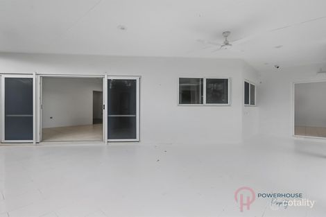 Property photo of 2 Strathmore Court Mooroobool QLD 4870