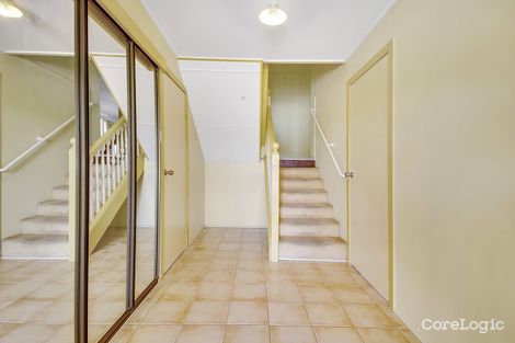 Property photo of 37 Wattle Grove Cooee Bay QLD 4703