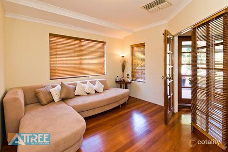 Property photo of 6 Gundaring Turn Canning Vale WA 6155