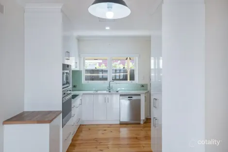 Property photo of 2/18 Fourth Avenue Glenelg East SA 5045