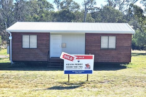 5 Mcdougall St, Cooyar, QLD 4402