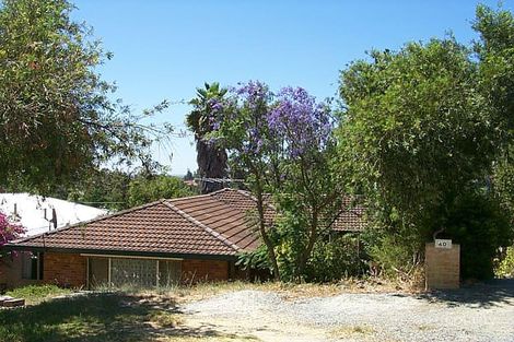 40 Amethyst Cres, Mount Richon, WA 6112