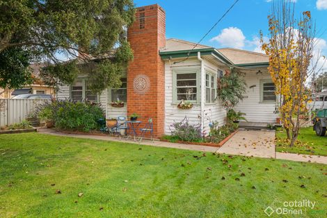 Property photo of 2 Floyd Avenue Wangaratta VIC 3677