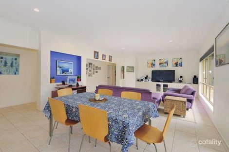 Property photo of 17 Grasmere Place Carindale QLD 4152