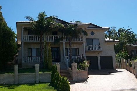 Property photo of 12 Tanah Close Kingsley WA 6026