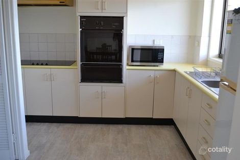 Property photo of 23/7 Kent Street West Gladstone QLD 4680