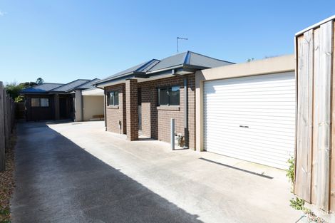 Property photo of 2/6 Corvey Road Reservoir VIC 3073