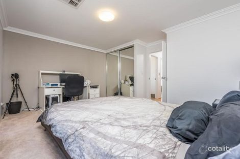 Property photo of 28 Mindarie Drive Quinns Rocks WA 6030