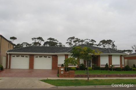 Property photo of 28 Shepperd Way Cairnlea VIC 3023