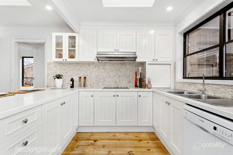 Property photo of 11 Manhattan Square Vermont VIC 3133