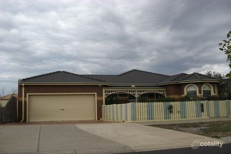 19 Hillcrest Dr, Hillside, VIC 3037