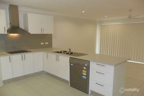 Property photo of 1/3 Nadia Place Morayfield QLD 4506
