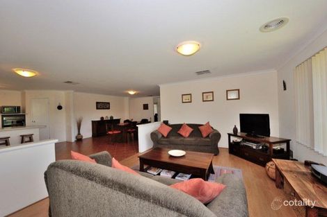 Property photo of 28 Glenelg Way Meadow Springs WA 6210