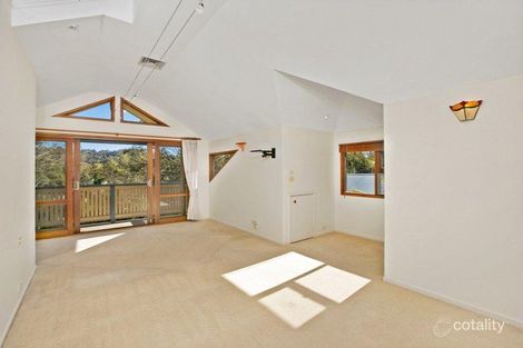 Property photo of 29 Dolphin Crescent Avalon Beach NSW 2107