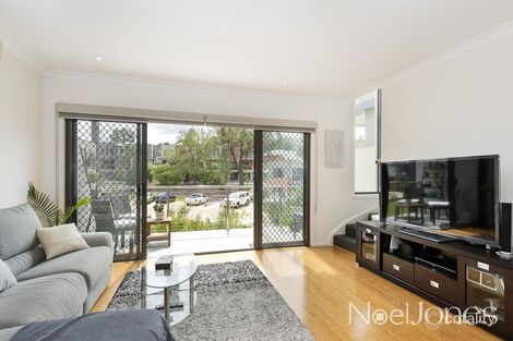 Property photo of 4 Lithgow Way Mooroolbark VIC 3138
