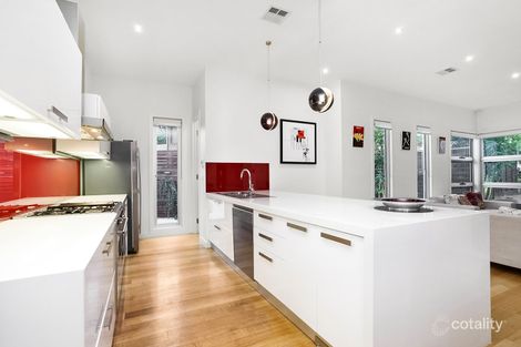 Property photo of 14 Heritage Court Macleod VIC 3085