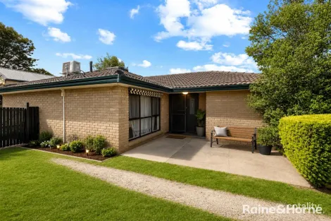 Property photo of 9 Clairmont Avenue Cranbourne VIC 3977