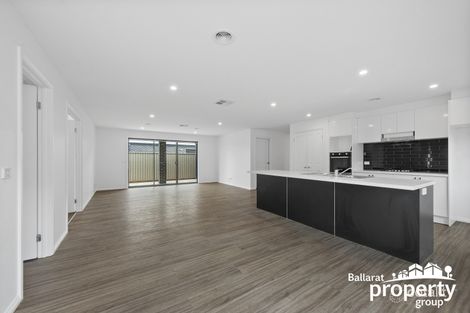 Property photo of 52 Willoby Drive Alfredton VIC 3350
