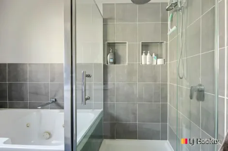 Property photo of 20 Marina Avenue Surfside NSW 2536