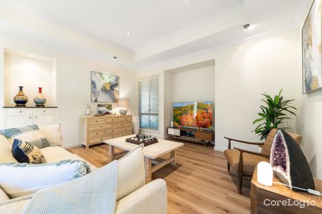 Property photo of 3150 Riverleigh Drive Hope Island QLD 4212