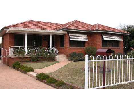 Property photo of 10 Maunder Avenue Girraween NSW 2145