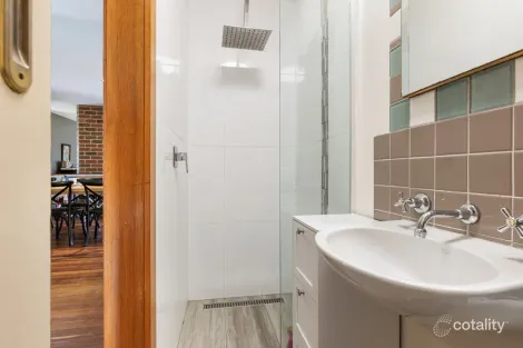 Property photo of 22 Pindari Drive Mount Clear VIC 3350