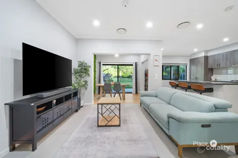 Property photo of 63 Dianthus Place Calamvale QLD 4116