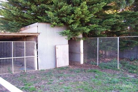 Property photo of 32 Bridge Road Bushfield VIC 3281