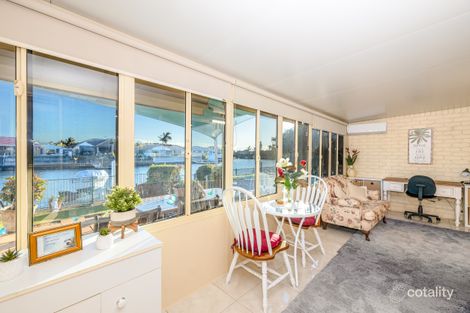 2/71 Phoenix Ave, Bongaree, QLD 4507