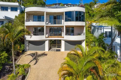 1/33 Yakola Pde, Alexandra Headland, QLD 4572