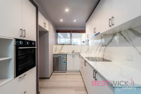 Property photo of 12 Middlemiss Place Windradyne NSW 2795