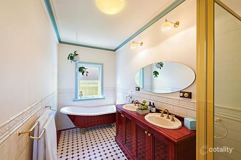 Property photo of 110 Primrose Street Essendon VIC 3040