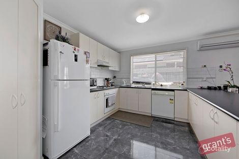 Property photo of 128 Harold Keys Drive Narre Warren South VIC 3805