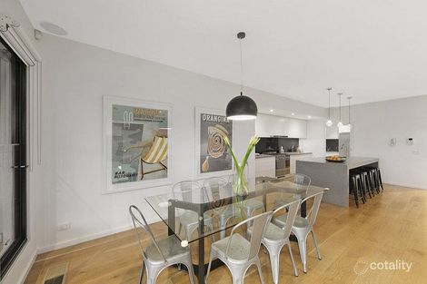 Property photo of 61 Kangaroo Road Murrumbeena VIC 3163