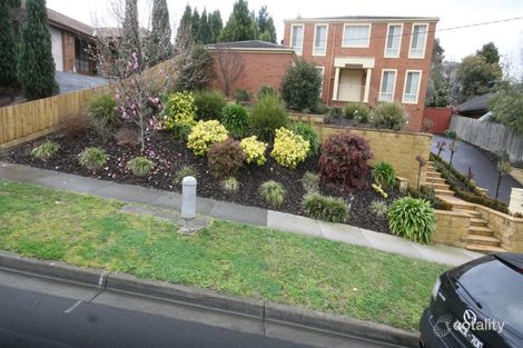 27 Mulsanne Way, Warranwood, VIC 3134