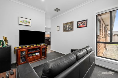 Property photo of 19 Gallant Way Winter Valley VIC 3358