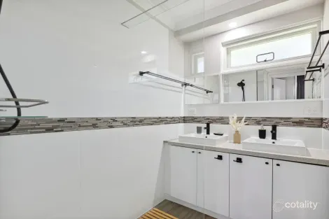 Property photo of 22 Stepney Road Armadale WA 6112