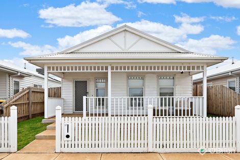 Property photo of 37 Crowlands Circuit Eynesbury VIC 3338