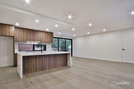 Property photo of 3/2 Morrison Crescent Doncaster VIC 3108