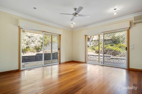 Property photo of 1 Caroline Rise Gowanbrae VIC 3043