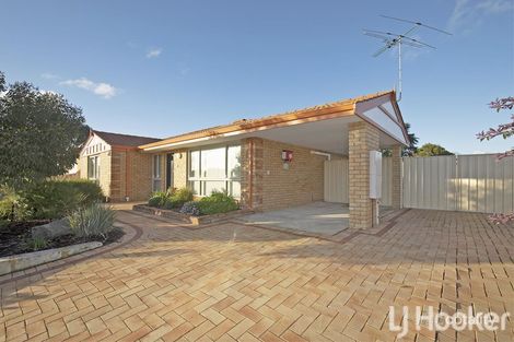 Property photo of 35 Casuarina Drive Halls Head WA 6210