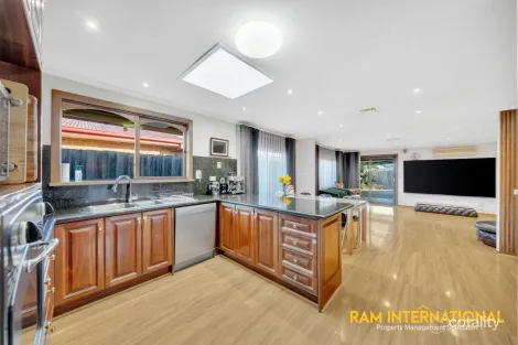 Property photo of 12 Minogue Crescent Hoppers Crossing VIC 3029