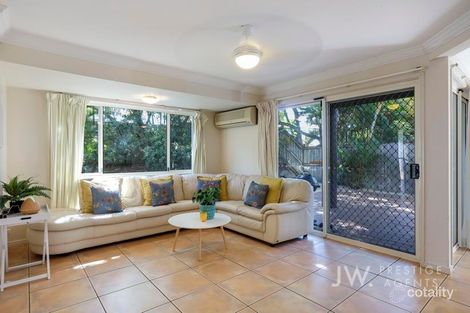 8/82-86 Limetree Pde, Runaway Bay, QLD 4216