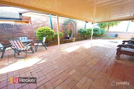 Property photo of 2 Gowan Court Kallangur QLD 4503