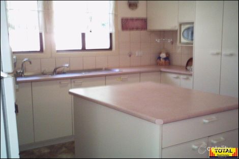 Property photo of 11 Camellia Court Millmerran Downs QLD 4357