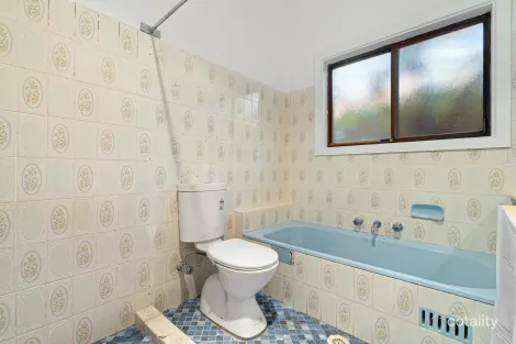 Property photo of 18 Clements Parade Kirrawee NSW 2232
